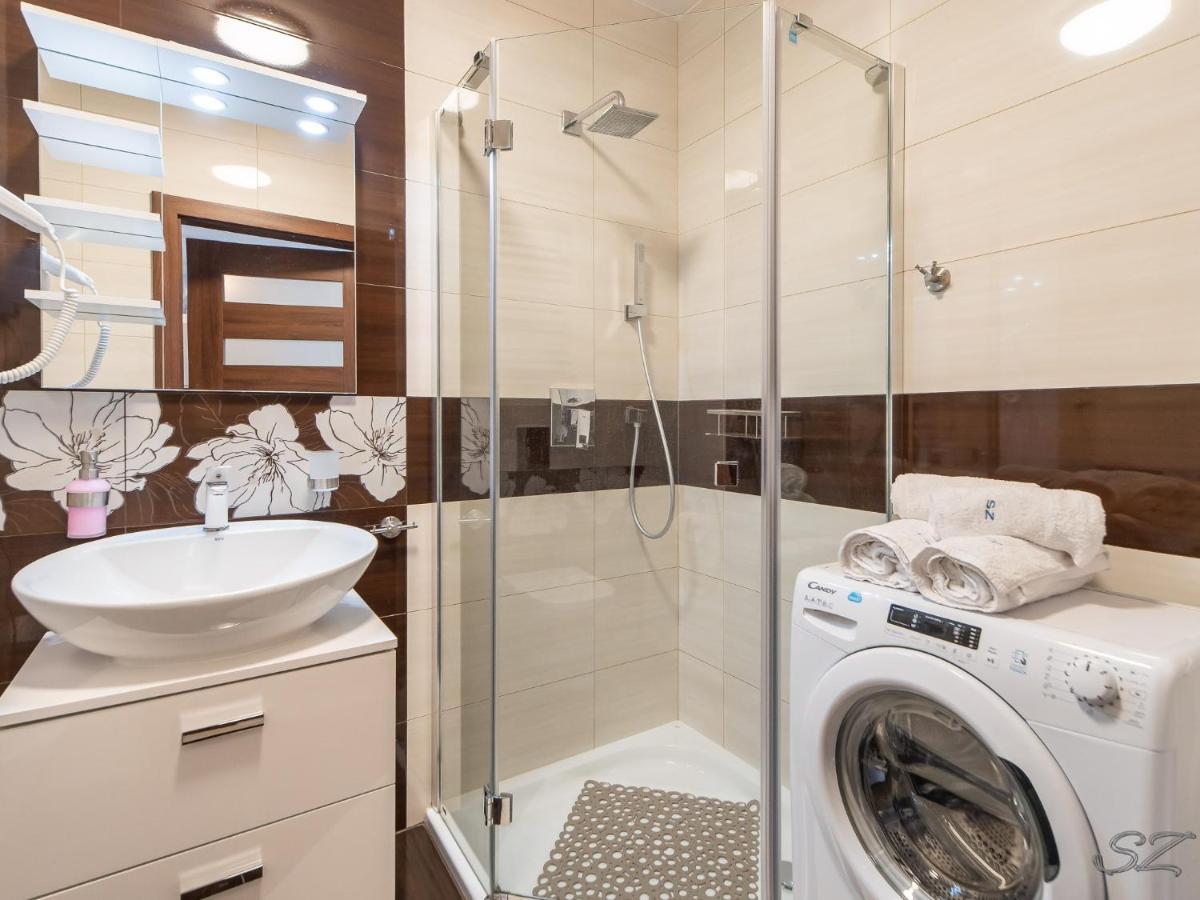 Blizej Morza 102 Z Prywatnym Garazem I Rowerami W Cenie Apartment Kolobrzeg Luaran gambar